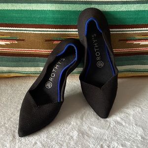 Gently used black Rothy’s flats size 7